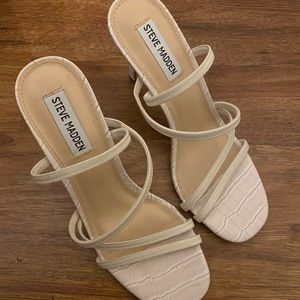Steve Madden Strappy High heels